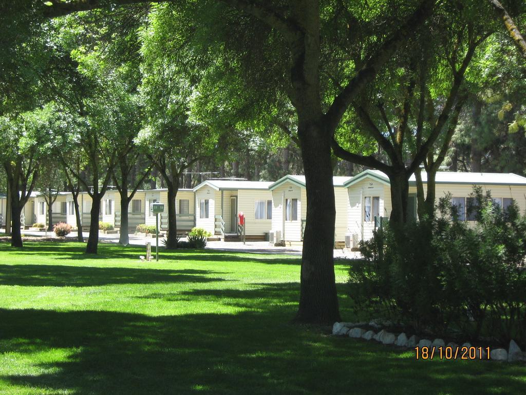 Big 4 Barossa Tourist Park Hotel Nuriootpa Exterior photo