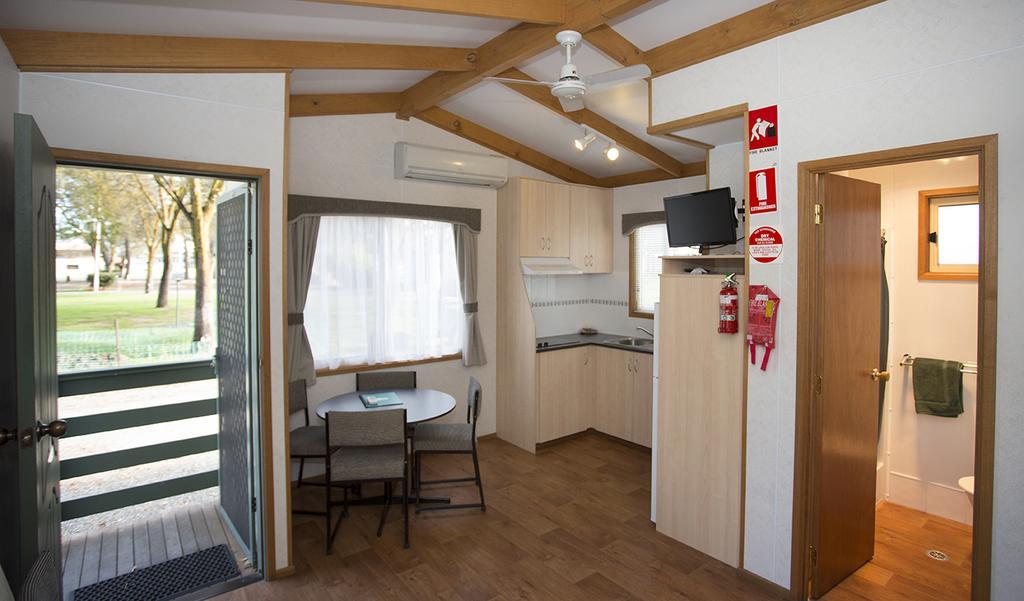 Big 4 Barossa Tourist Park Hotel Nuriootpa Room photo